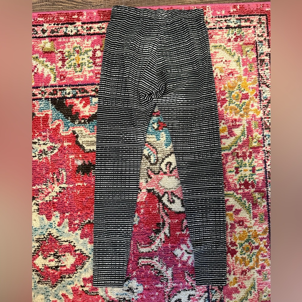 ⭐️Nike Running leggings⭐️ - Picture 2 of 4